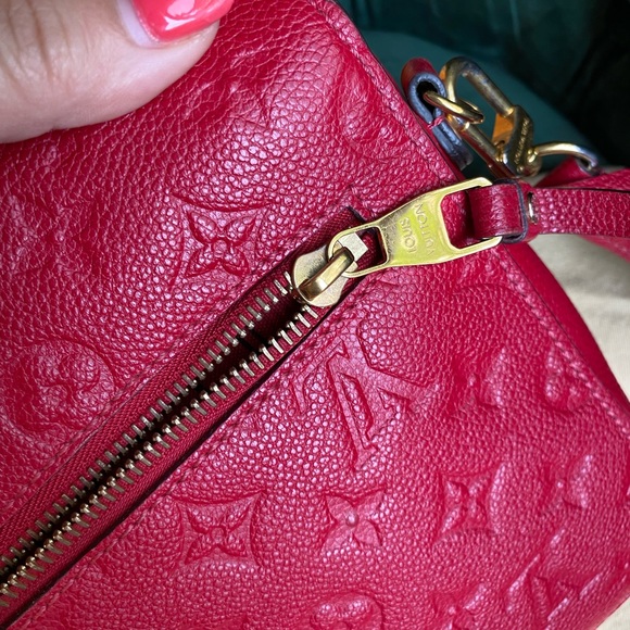Authentic Louis Vuitton Métis red empreinte crossbody discontinued - Picture 7 of 13
